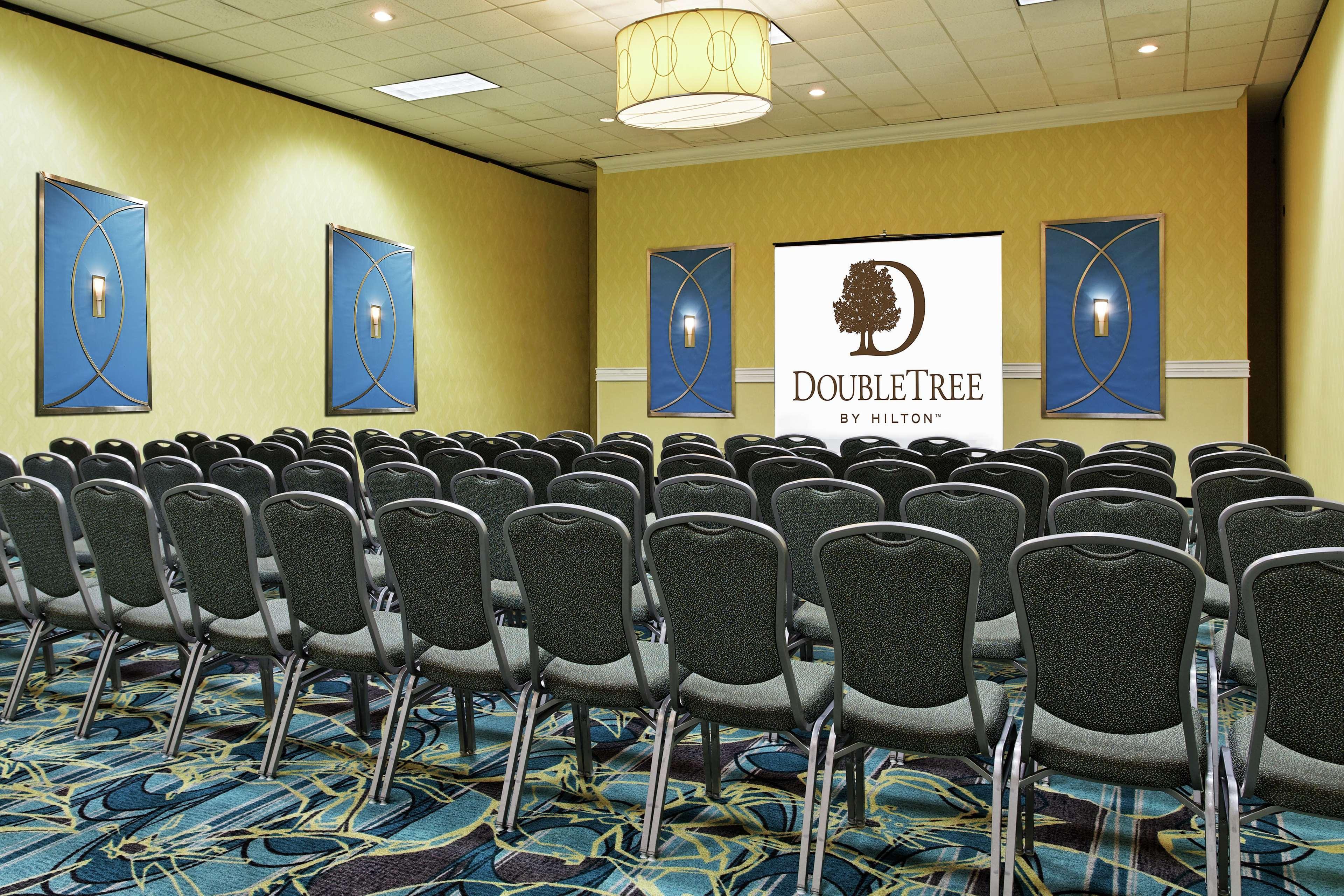 מלון Doubletree By Hilton Richmond - מידלות'יאן מראה חיצוני תמונה