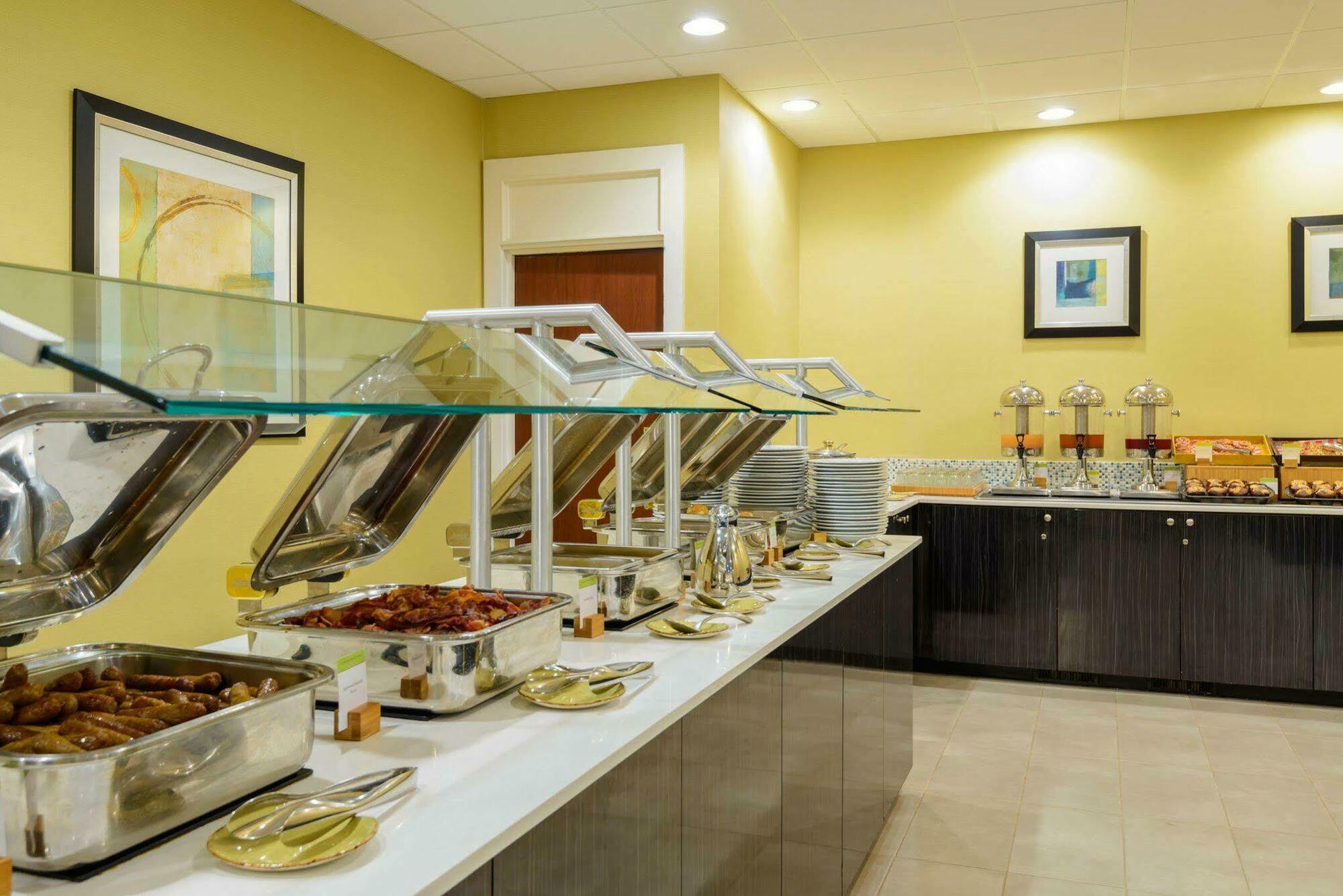 מלון Doubletree By Hilton Richmond - מידלות'יאן מראה חיצוני תמונה